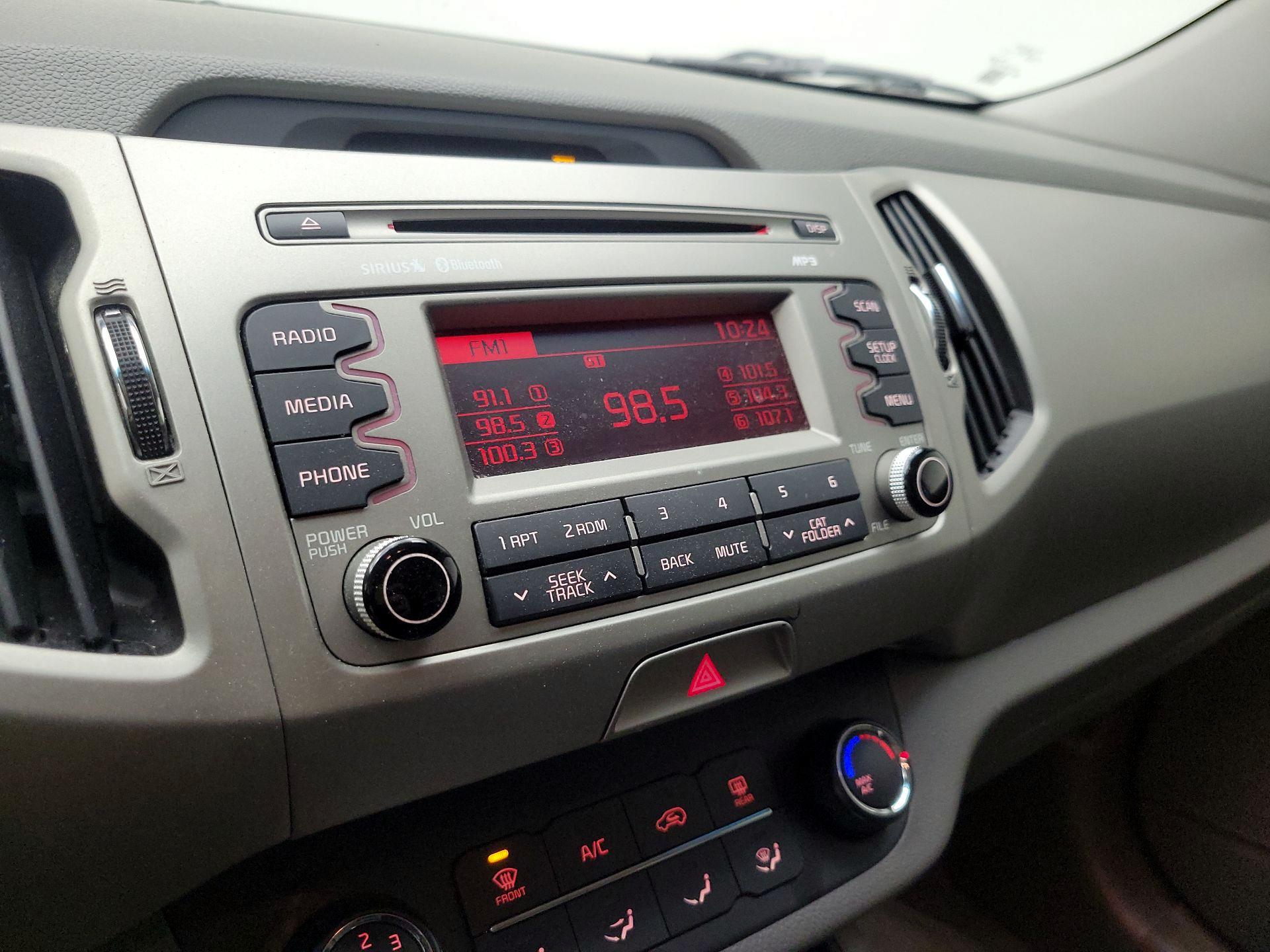 Thumbnail: 2016 Kia Sportage - 14