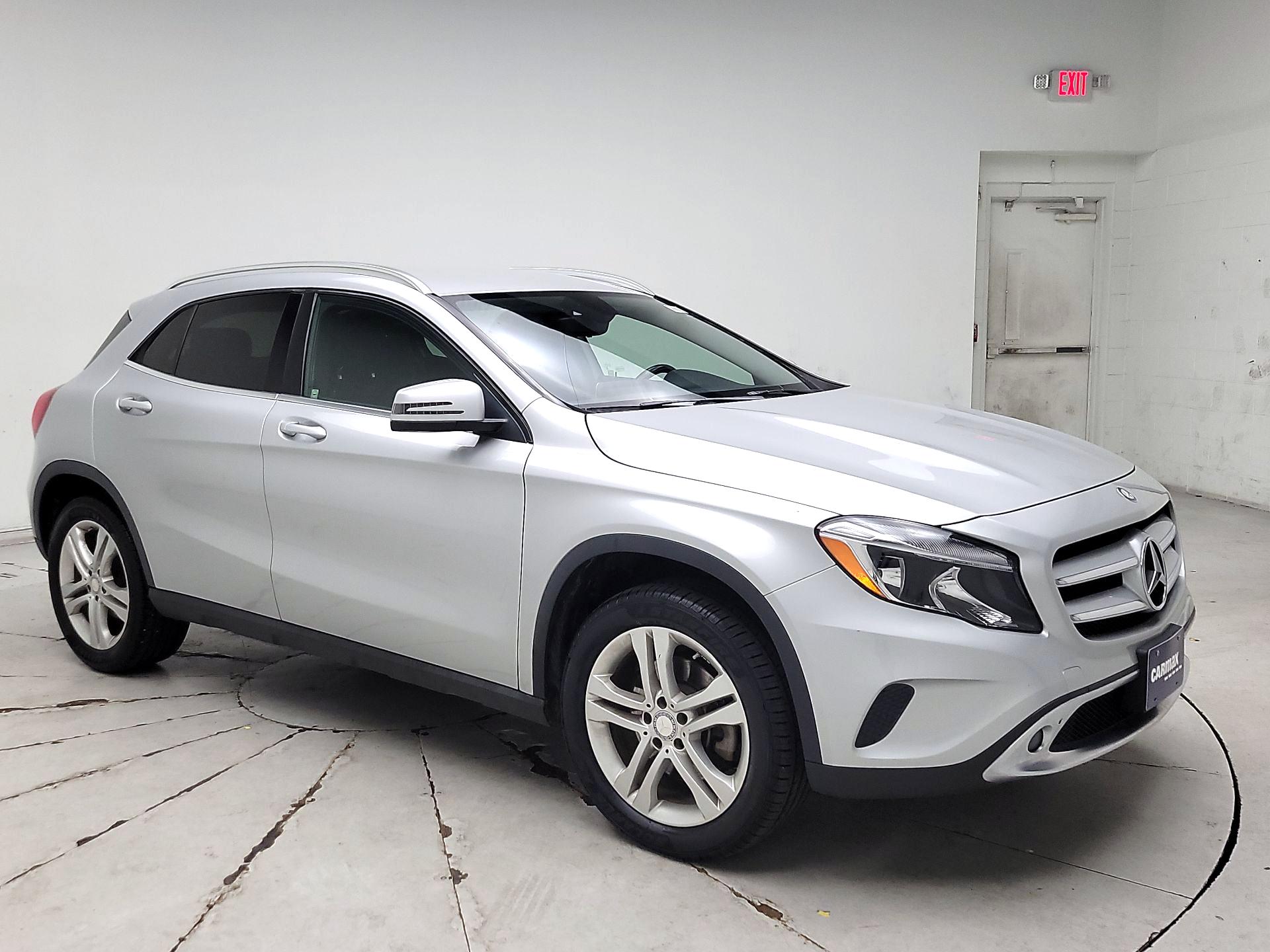 Thumbnail: 2015 Mercedes-Benz GLA - 1