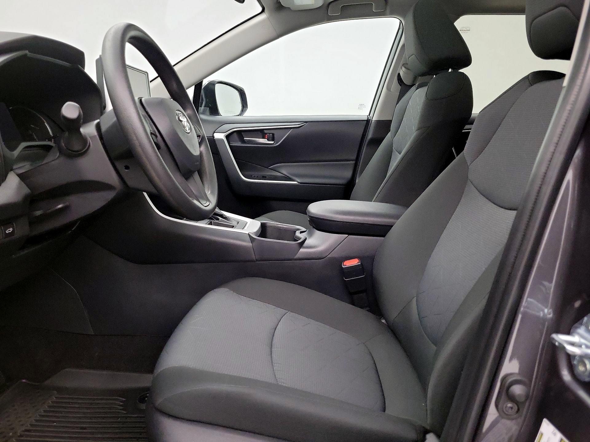 Thumbnail: 2025 Toyota RAV4 - 11