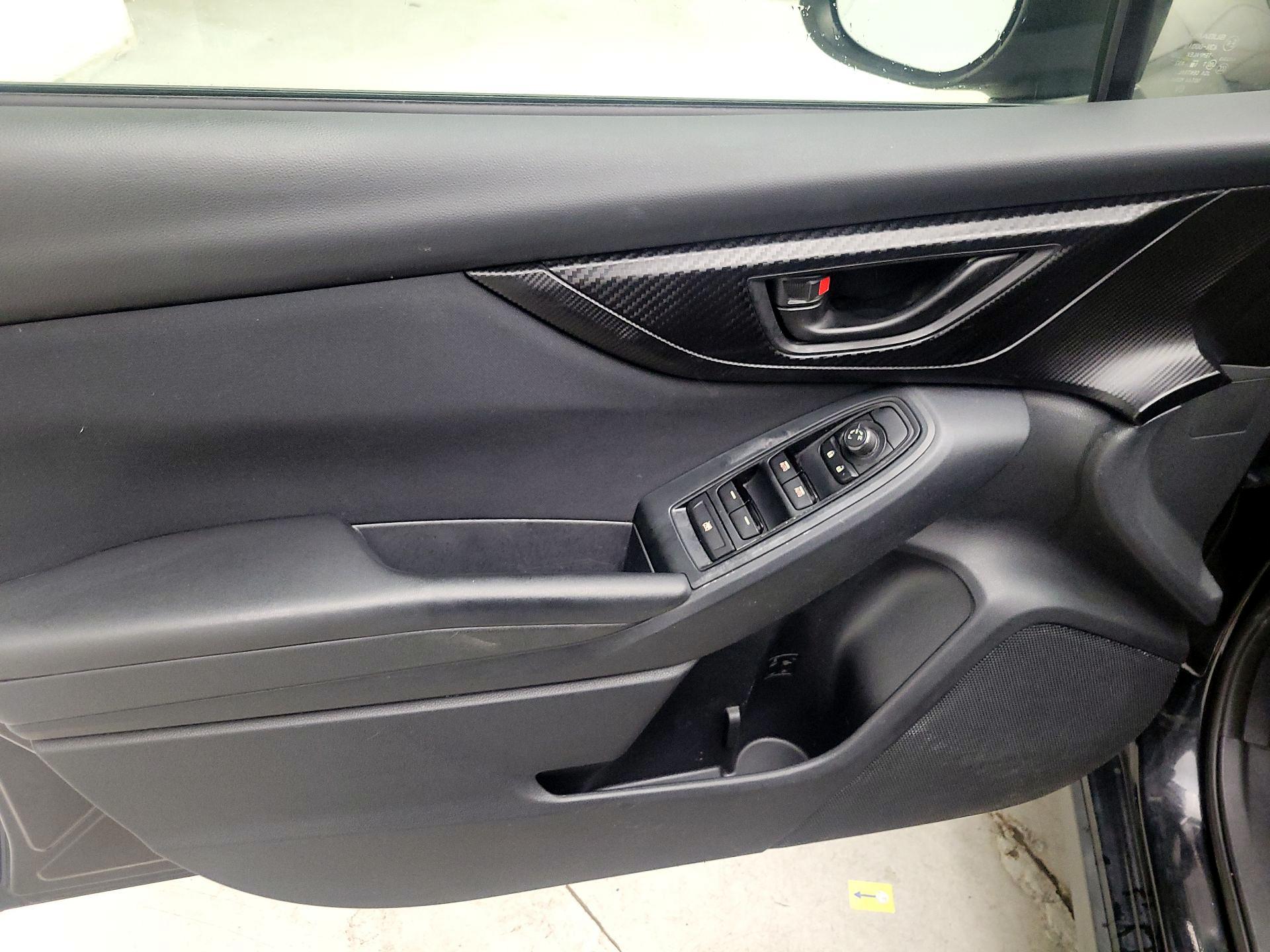 Thumbnail: 2018 Subaru Crosstrek - 10