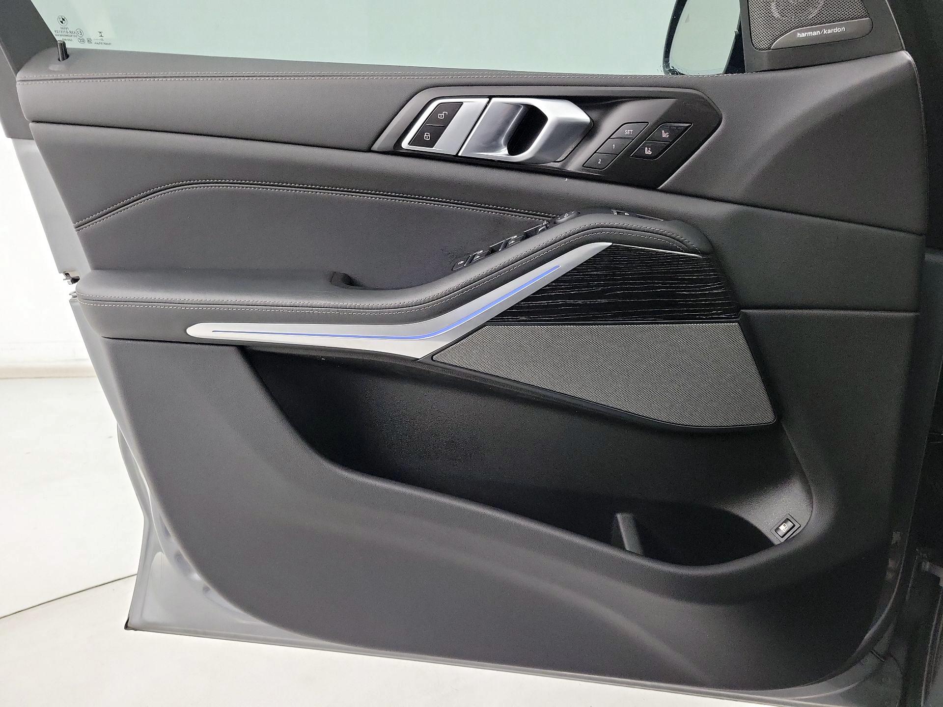 Thumbnail: 2024 BMW X5 - 12