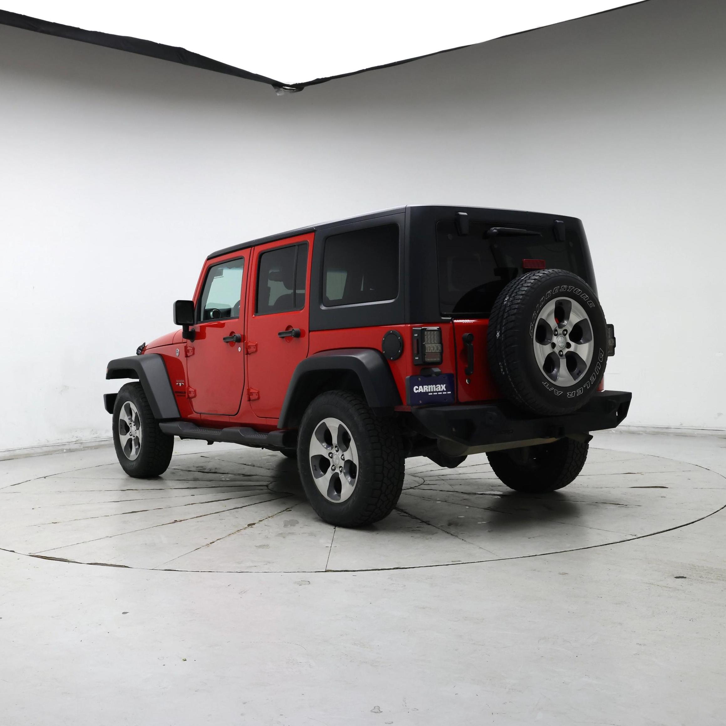 Thumbnail: 2017 Jeep Wrangler - 2