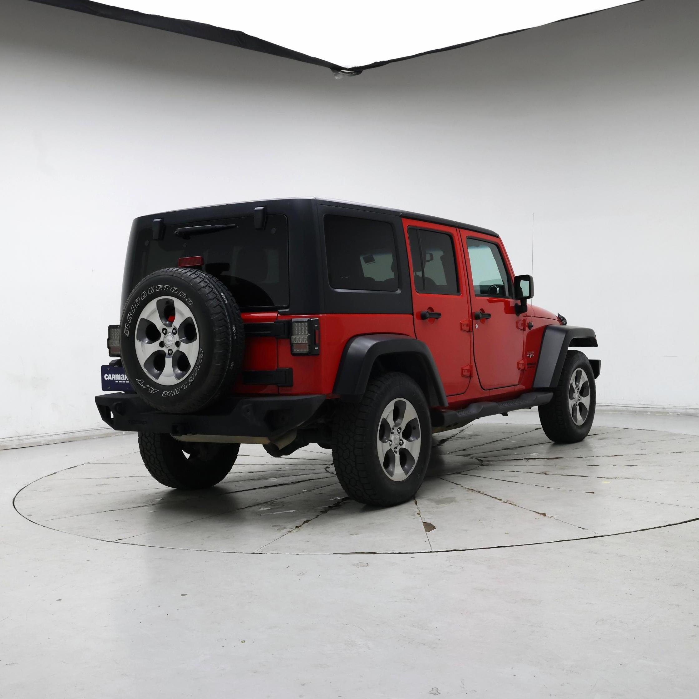 Thumbnail: 2017 Jeep Wrangler - 8