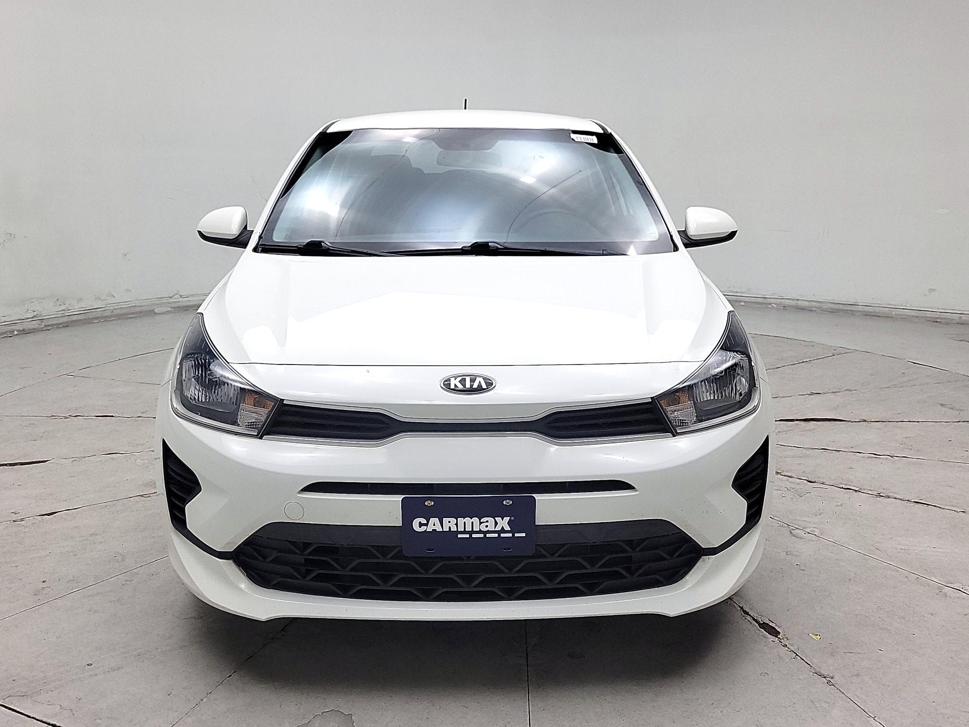 Thumbnail: 2021 Kia Rio - 2