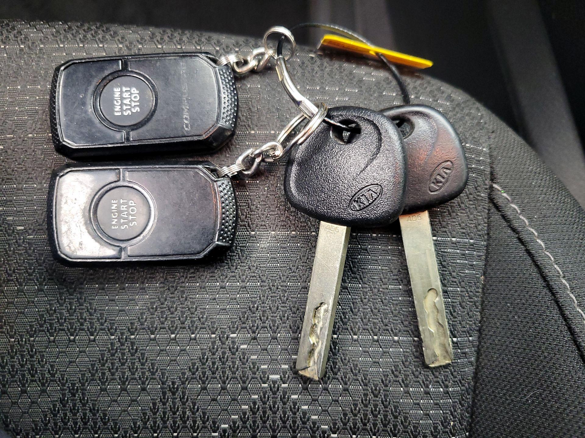 Thumbnail: 2021 Kia Rio - 20