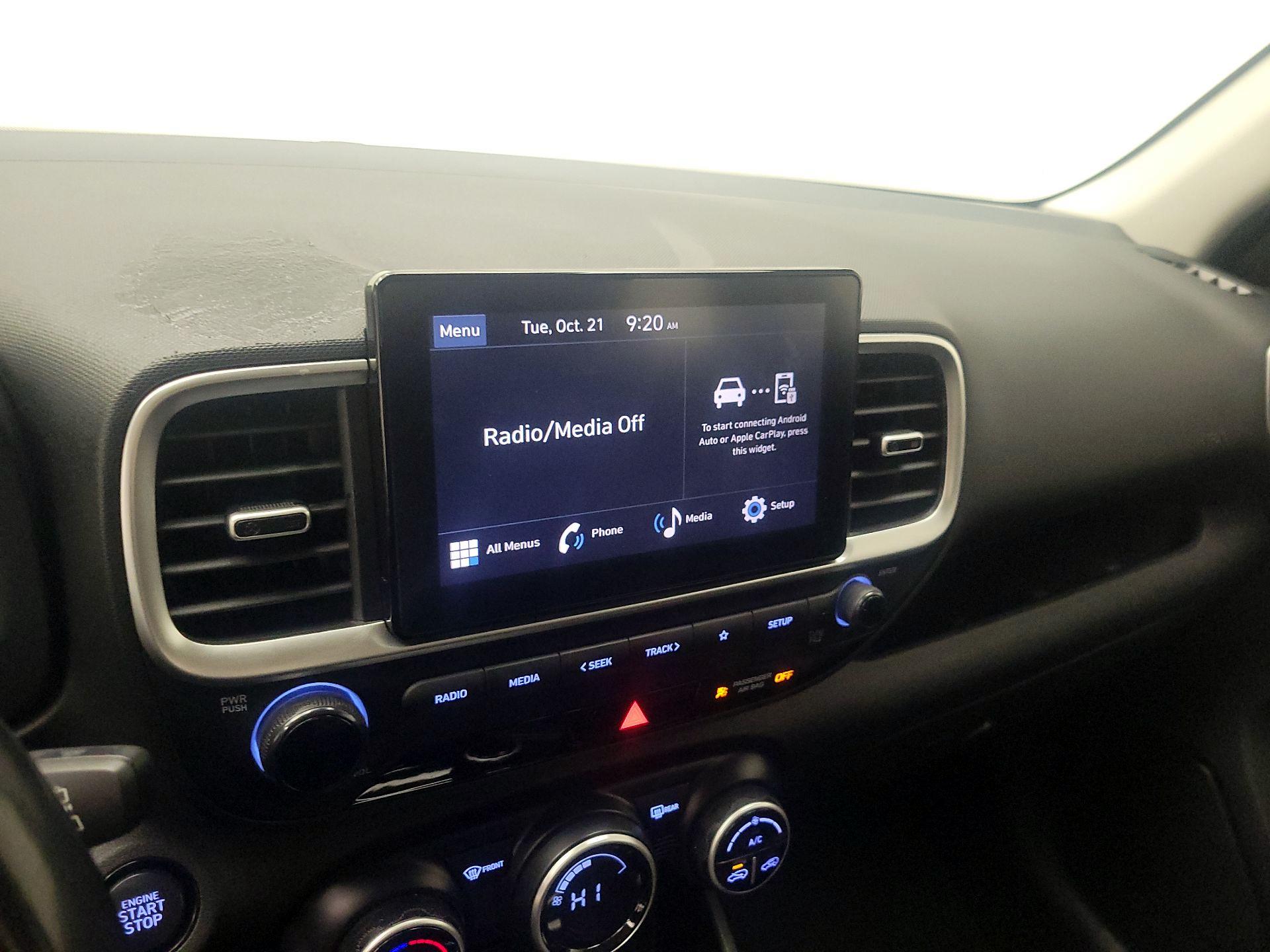 Thumbnail: 2024 Hyundai Venue - 15