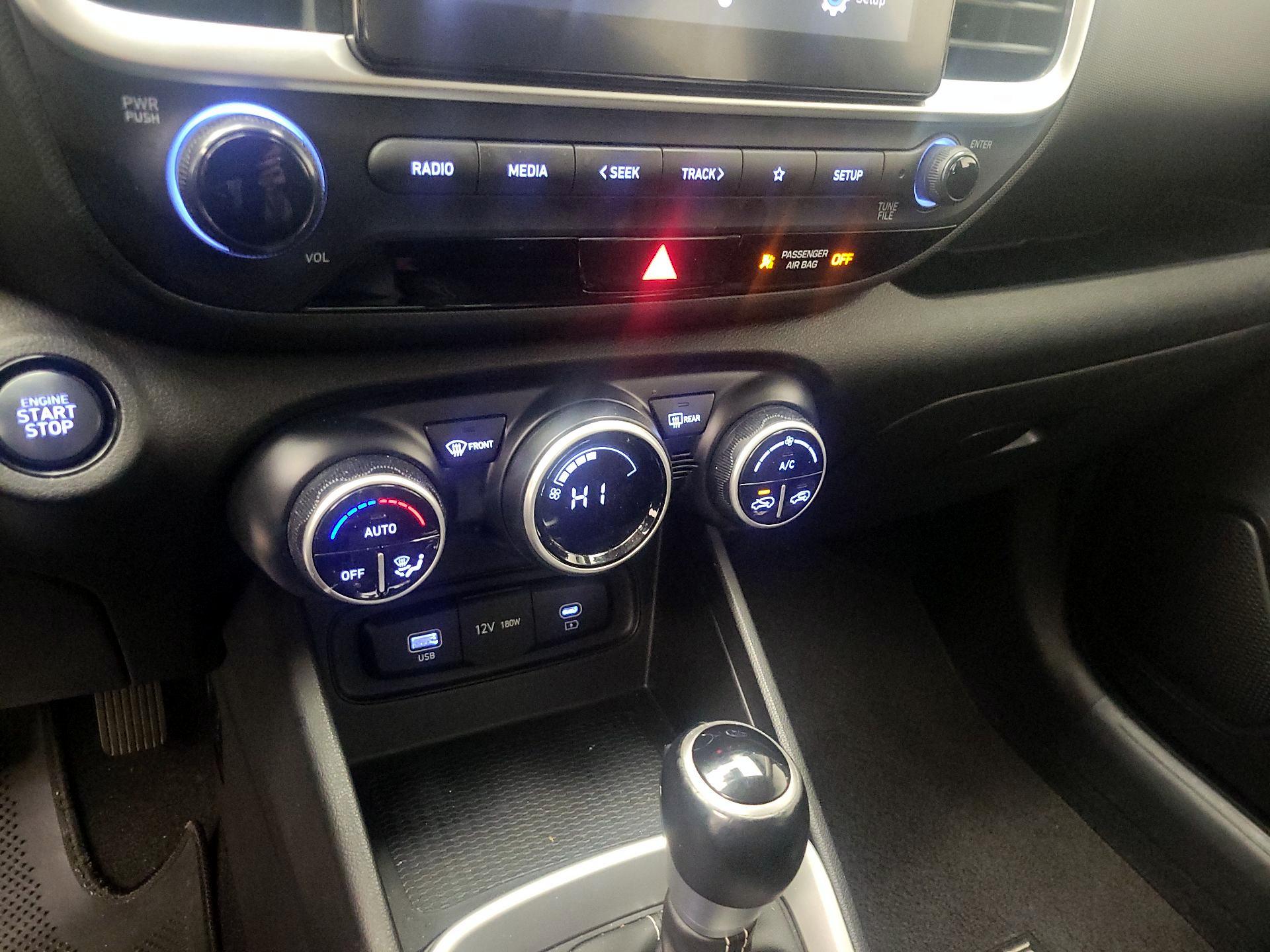 Thumbnail: 2024 Hyundai Venue - 16