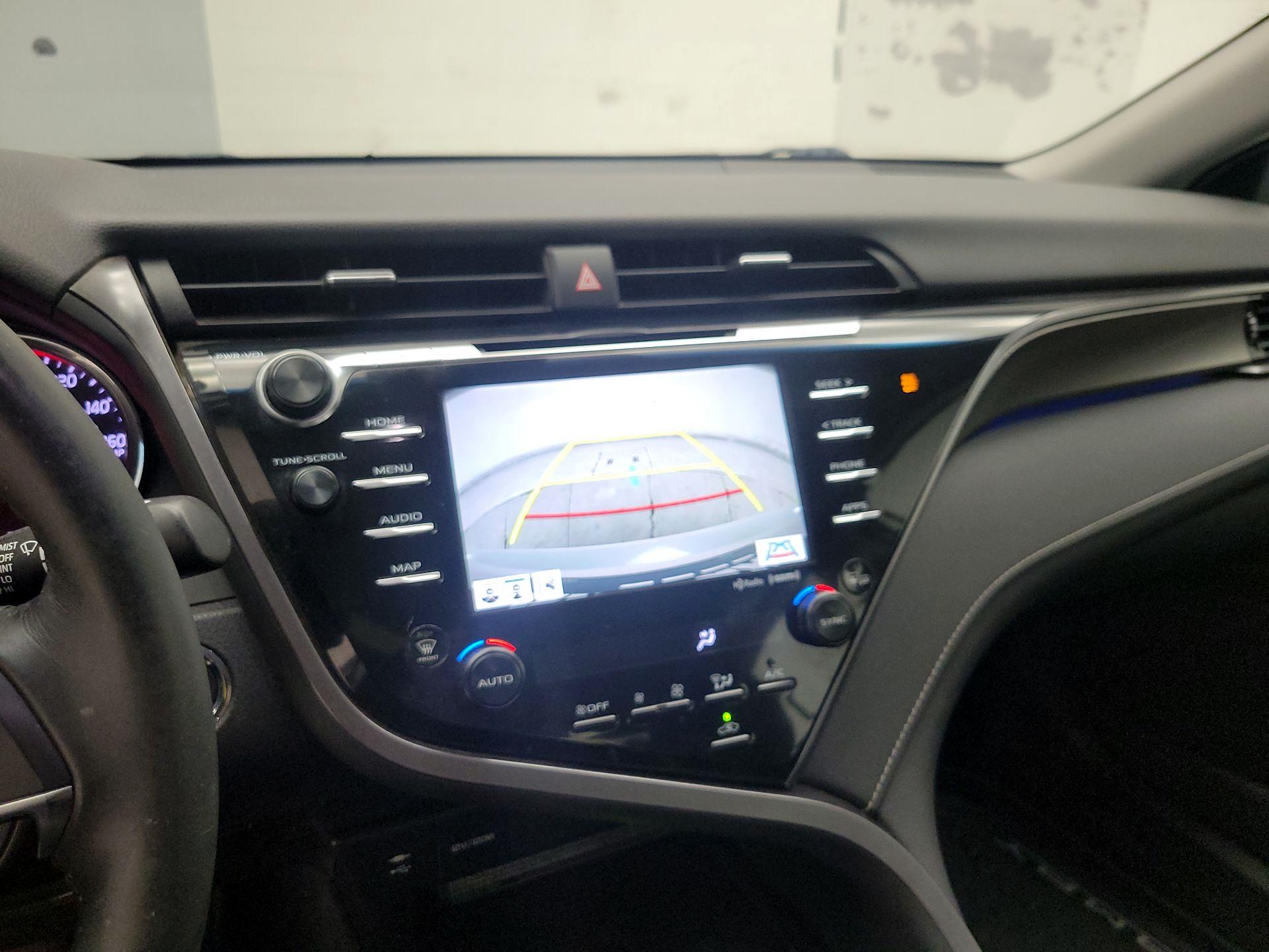 Thumbnail: 2019 Toyota Camry - 13