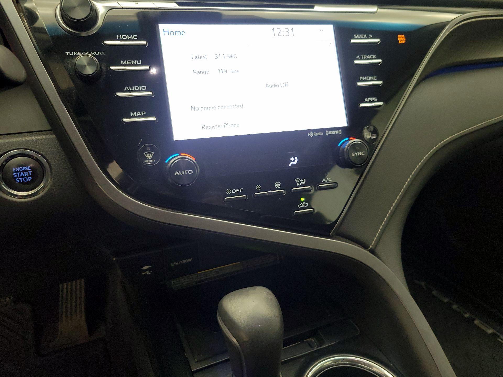 Thumbnail: 2019 Toyota Camry - 15