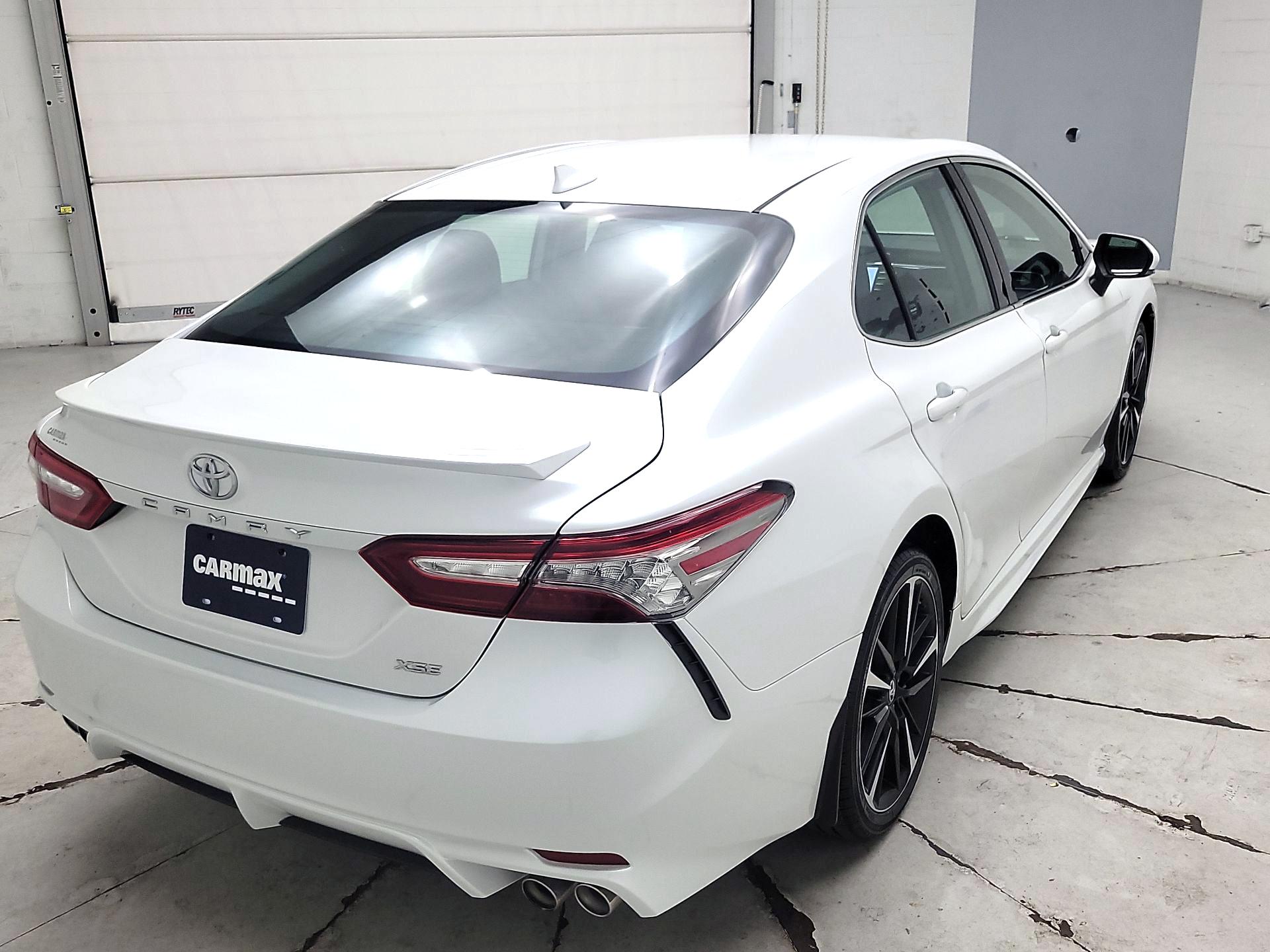 Thumbnail: 2019 Toyota Camry - 5