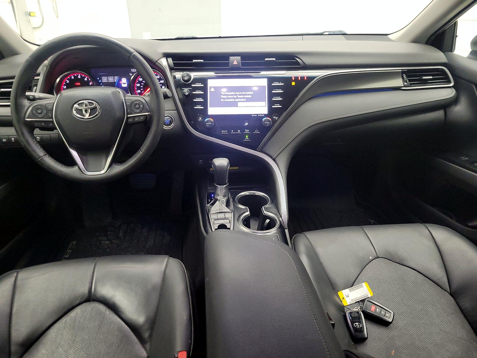 Thumbnail: 2019 Toyota Camry - 8