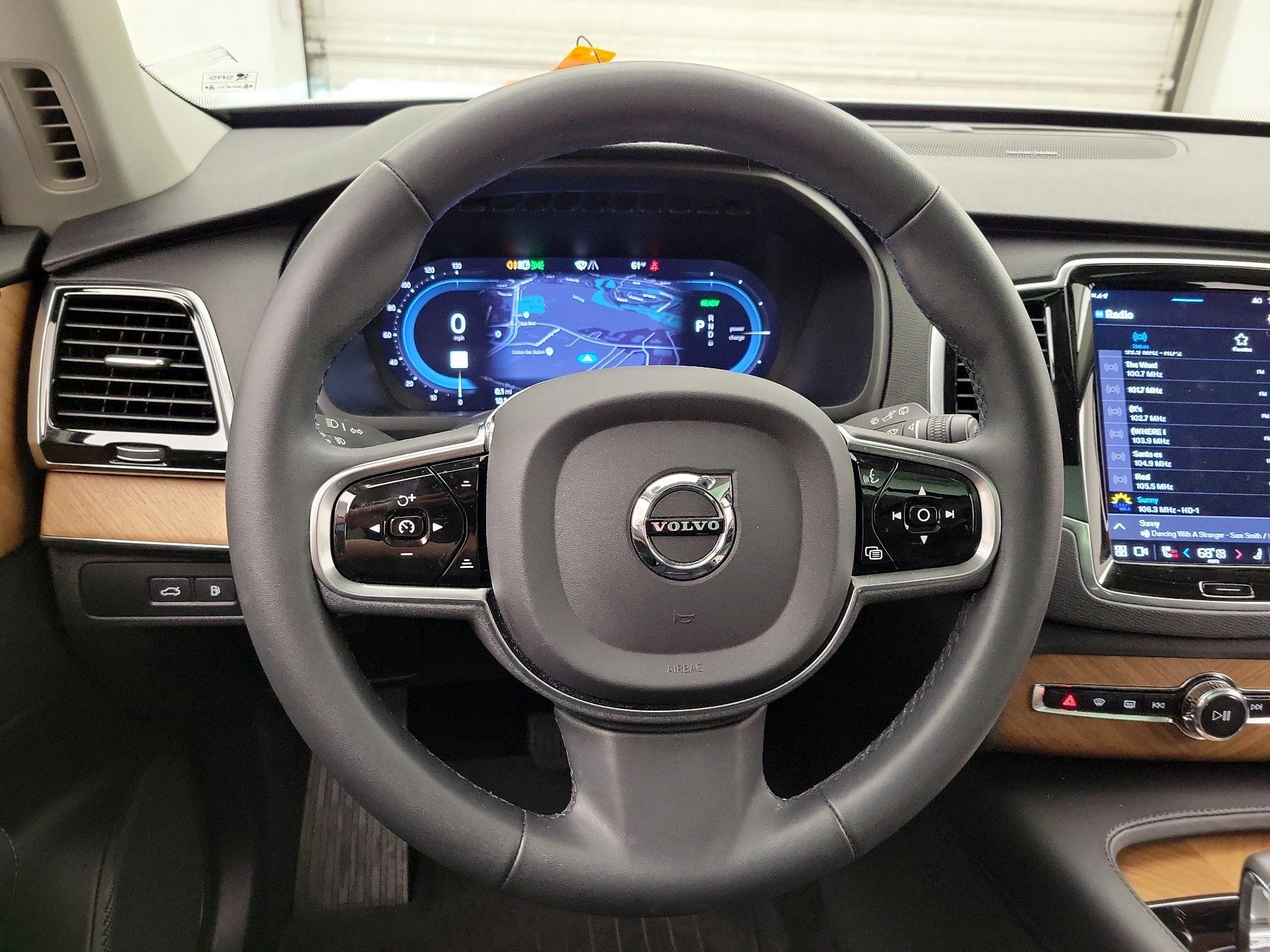 Thumbnail: 2023 Volvo XC90 - 10