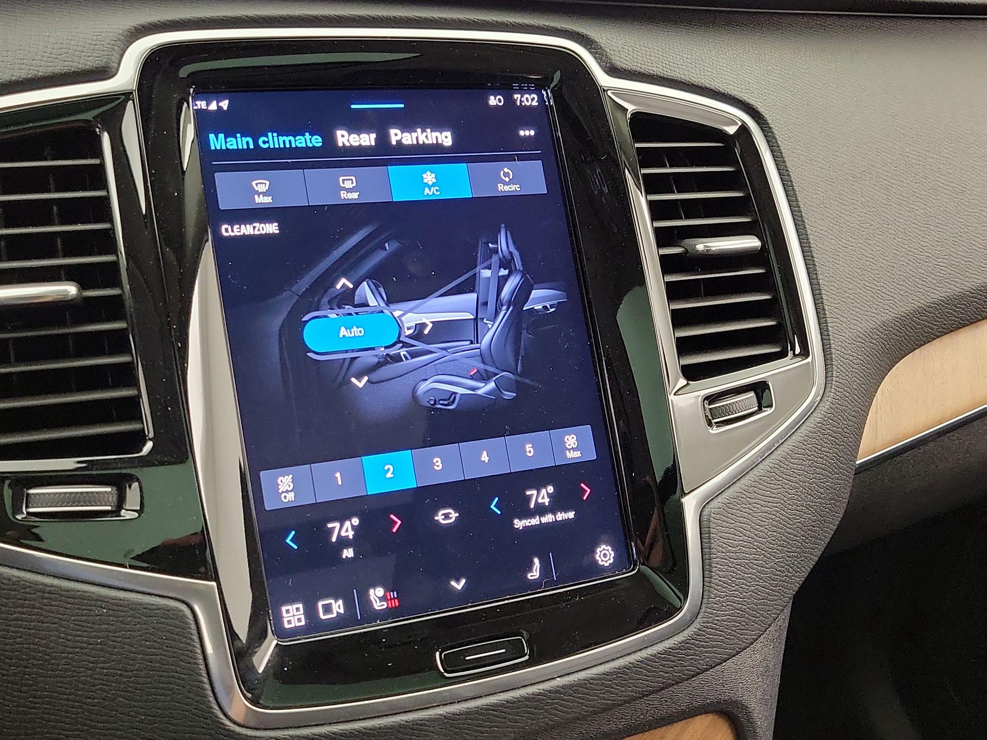 Thumbnail: 2023 Volvo XC90 - 17