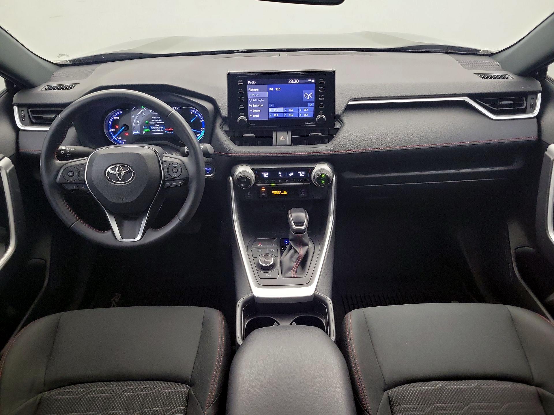 Thumbnail: 2021 Toyota RAV4 - 9