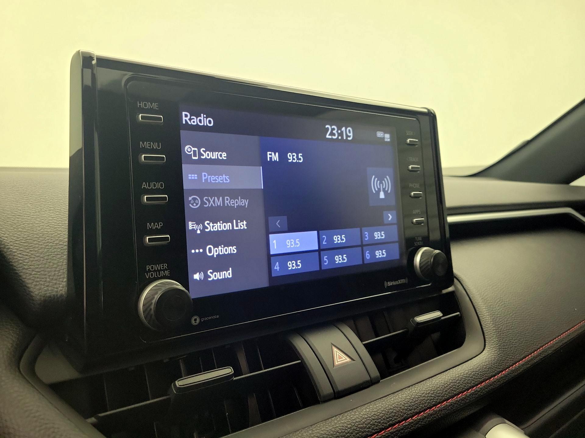 Thumbnail: 2021 Toyota RAV4 - 15