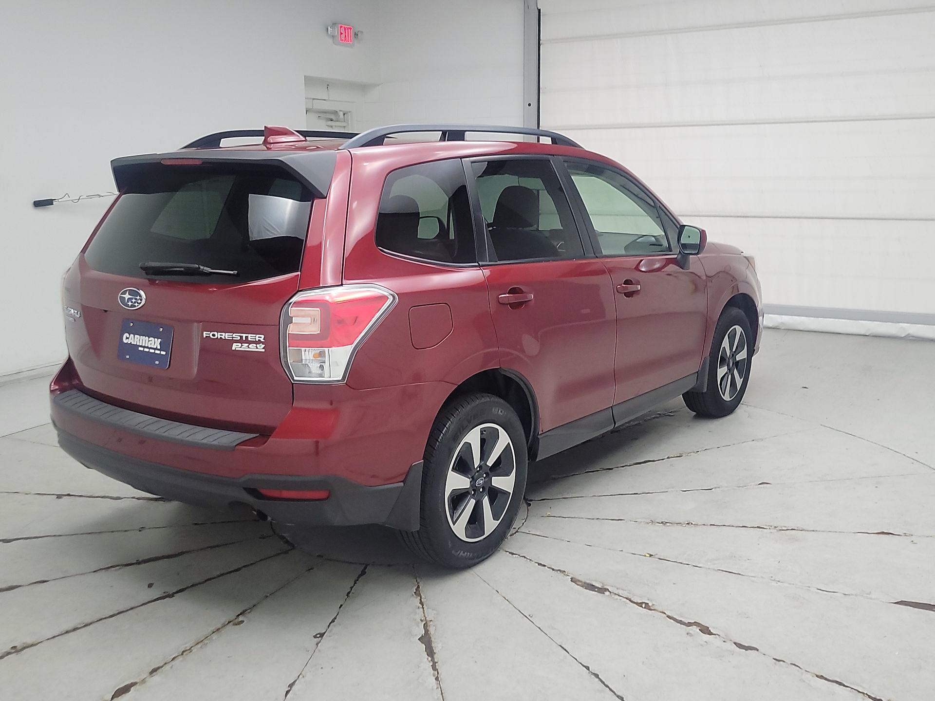 Thumbnail: 2017 Subaru Forester - 5