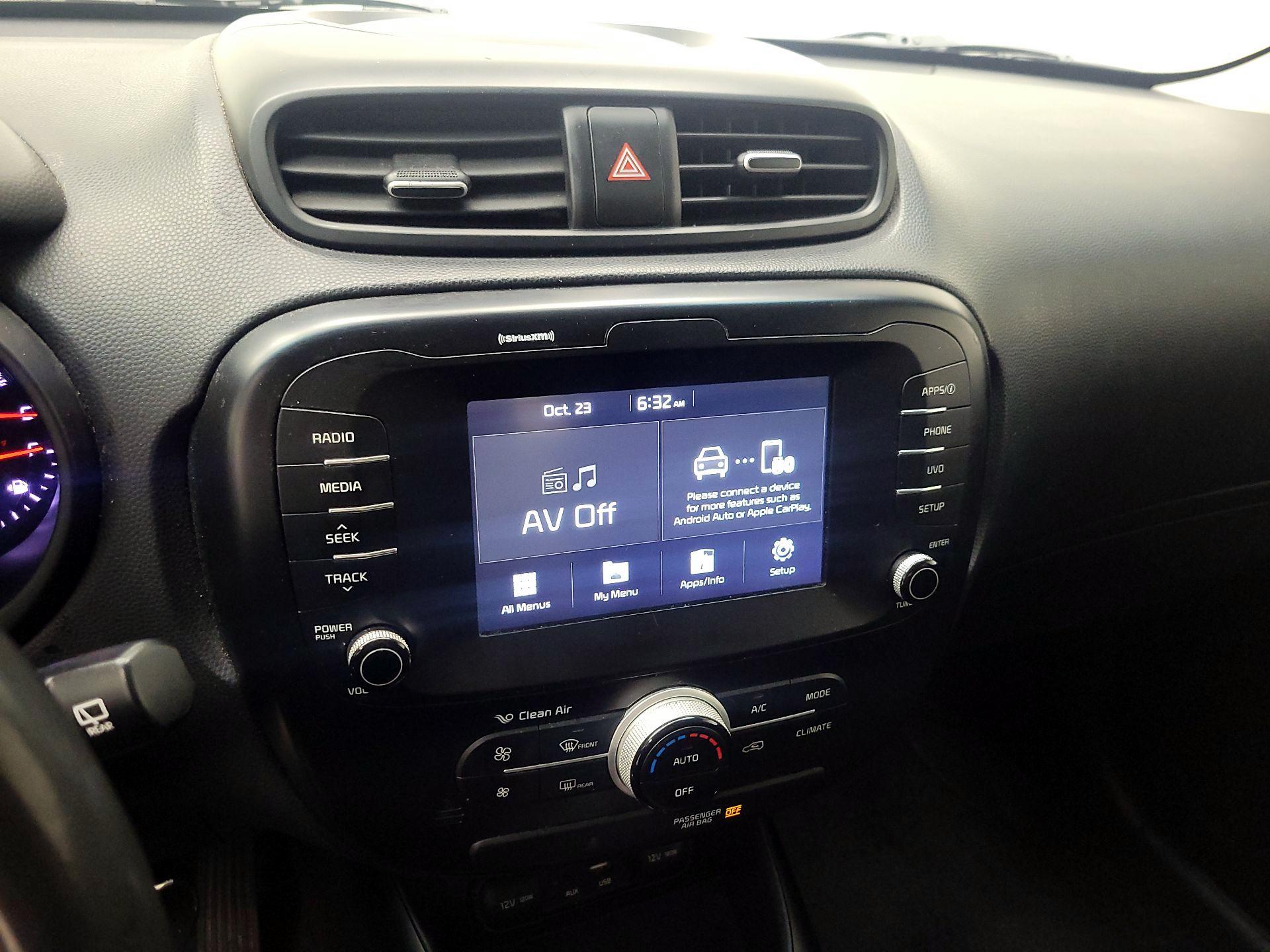 Thumbnail: 2019 Kia Soul - 15