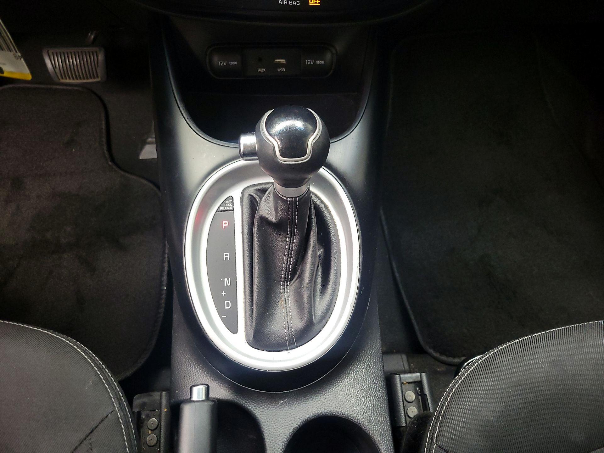 Thumbnail: 2019 Kia Soul - 17