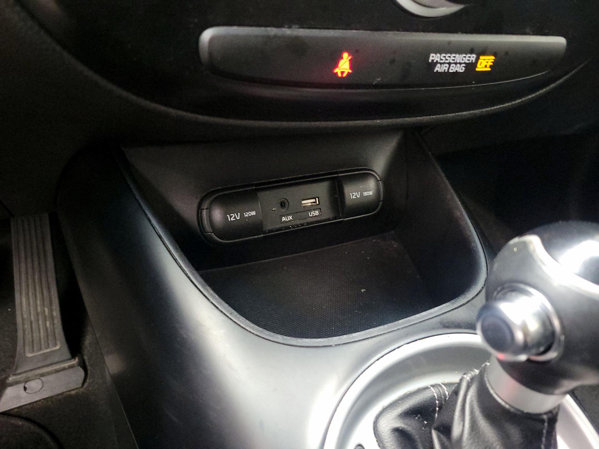 Thumbnail: 2019 Kia Soul - 18