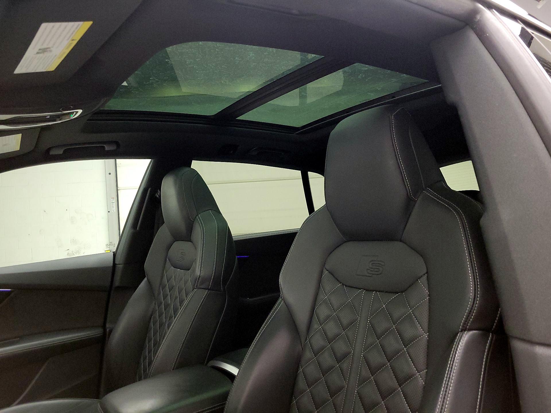Thumbnail: 2021 Audi SQ8 - 18