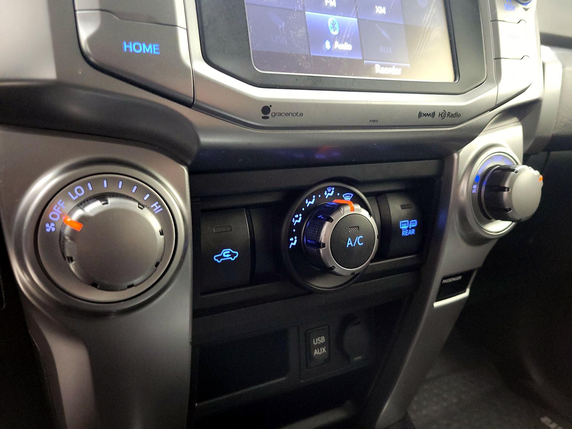 Thumbnail: 2019 Toyota 4Runner - 14