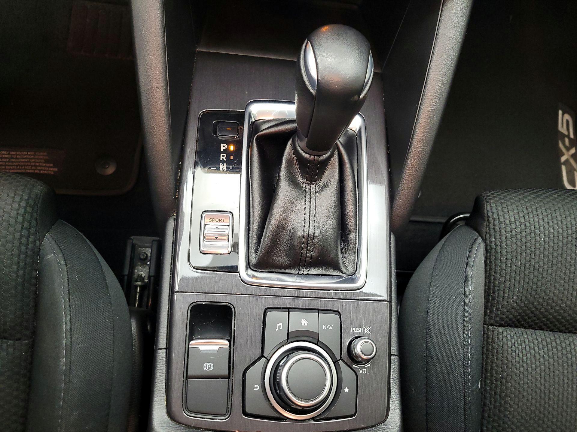 Thumbnail: 2016 Mazda CX-5 - 17