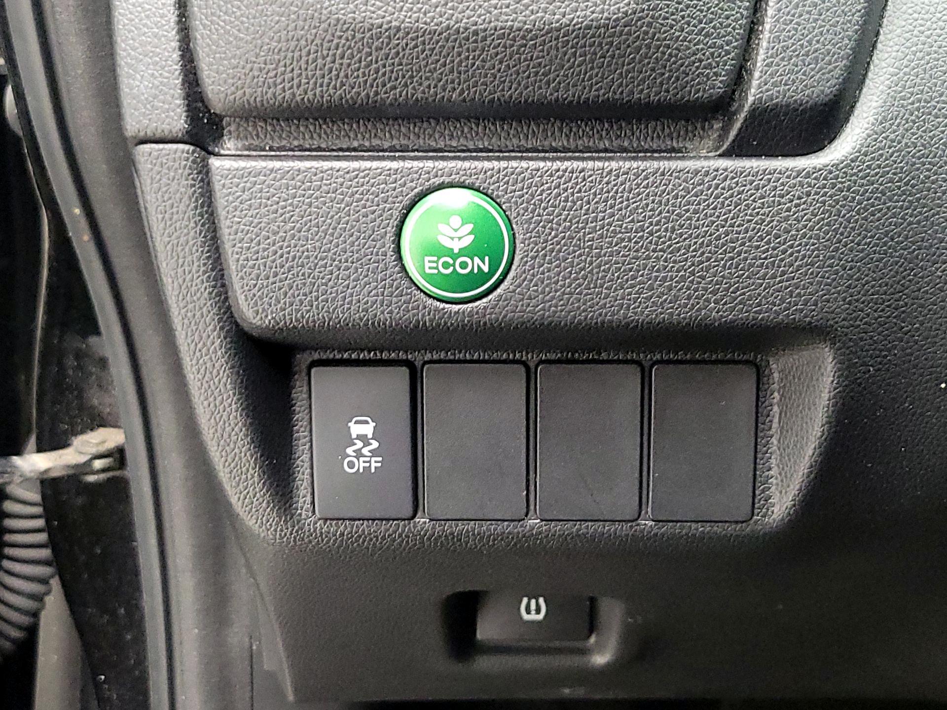 Thumbnail: 2015 Honda Fit - 11