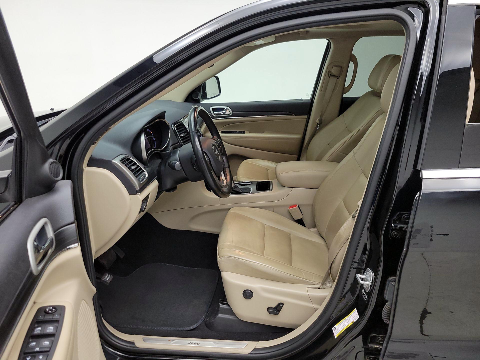 Thumbnail: 2021 Jeep Grand Cherokee - 11