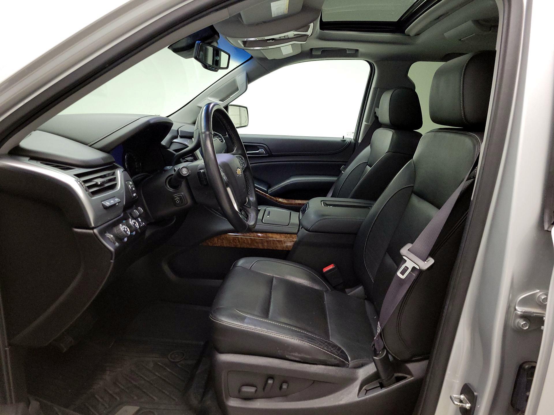 Thumbnail: 2017 Chevrolet Tahoe - 9