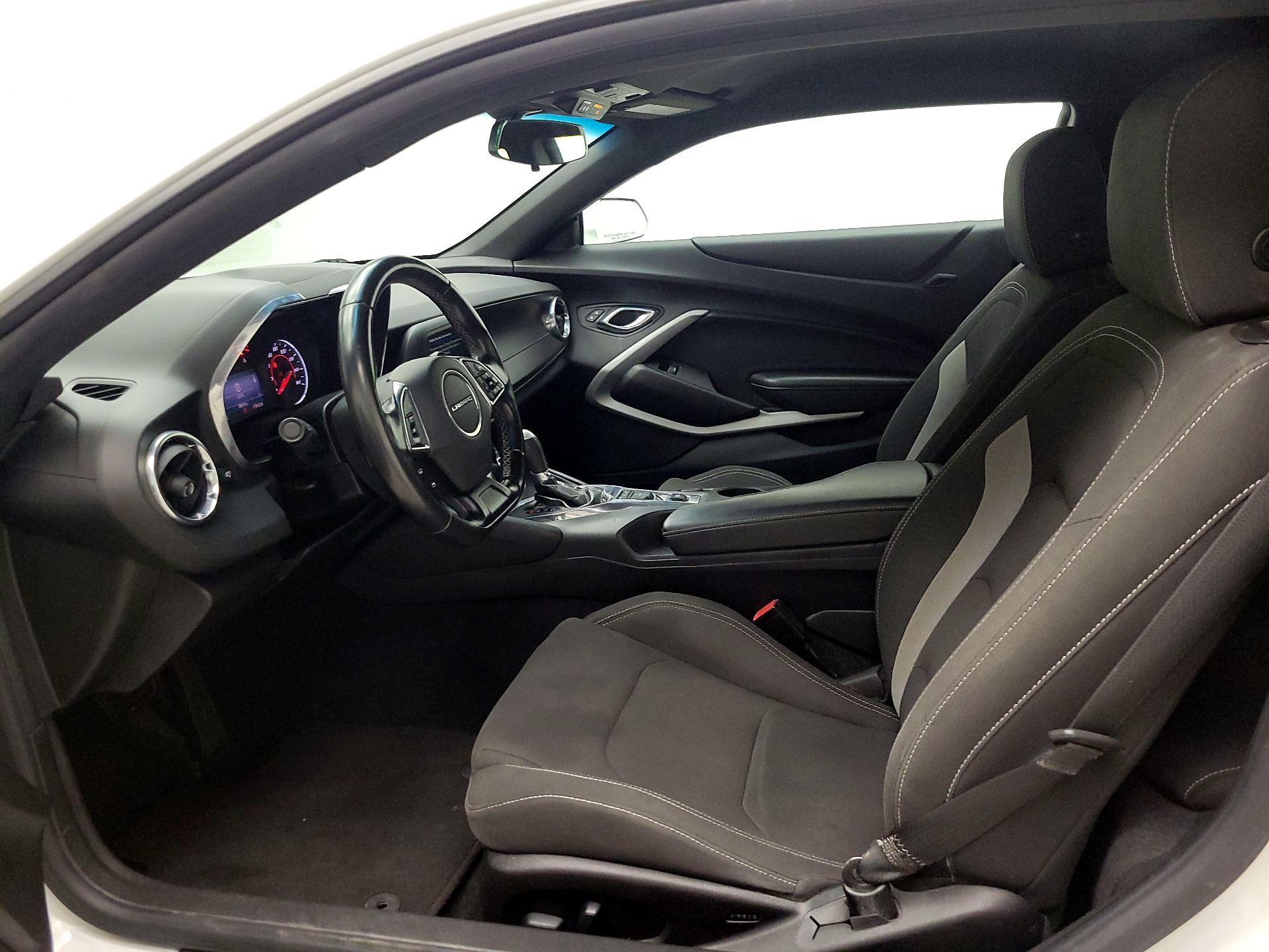 Thumbnail: 2019 Chevrolet Camaro - 9