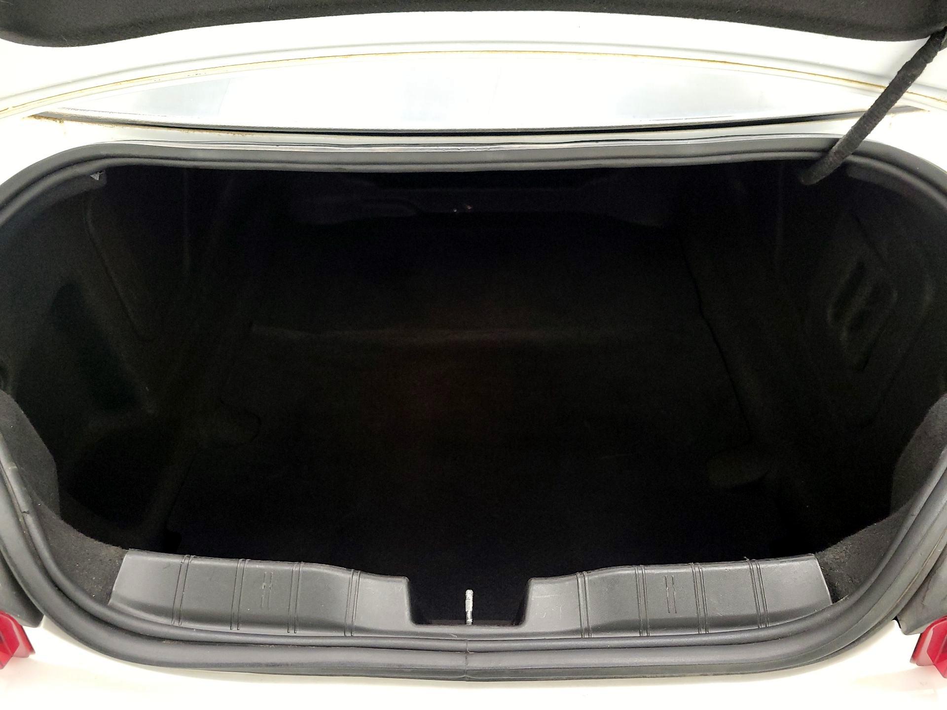 Thumbnail: 2019 Chevrolet Camaro - 18