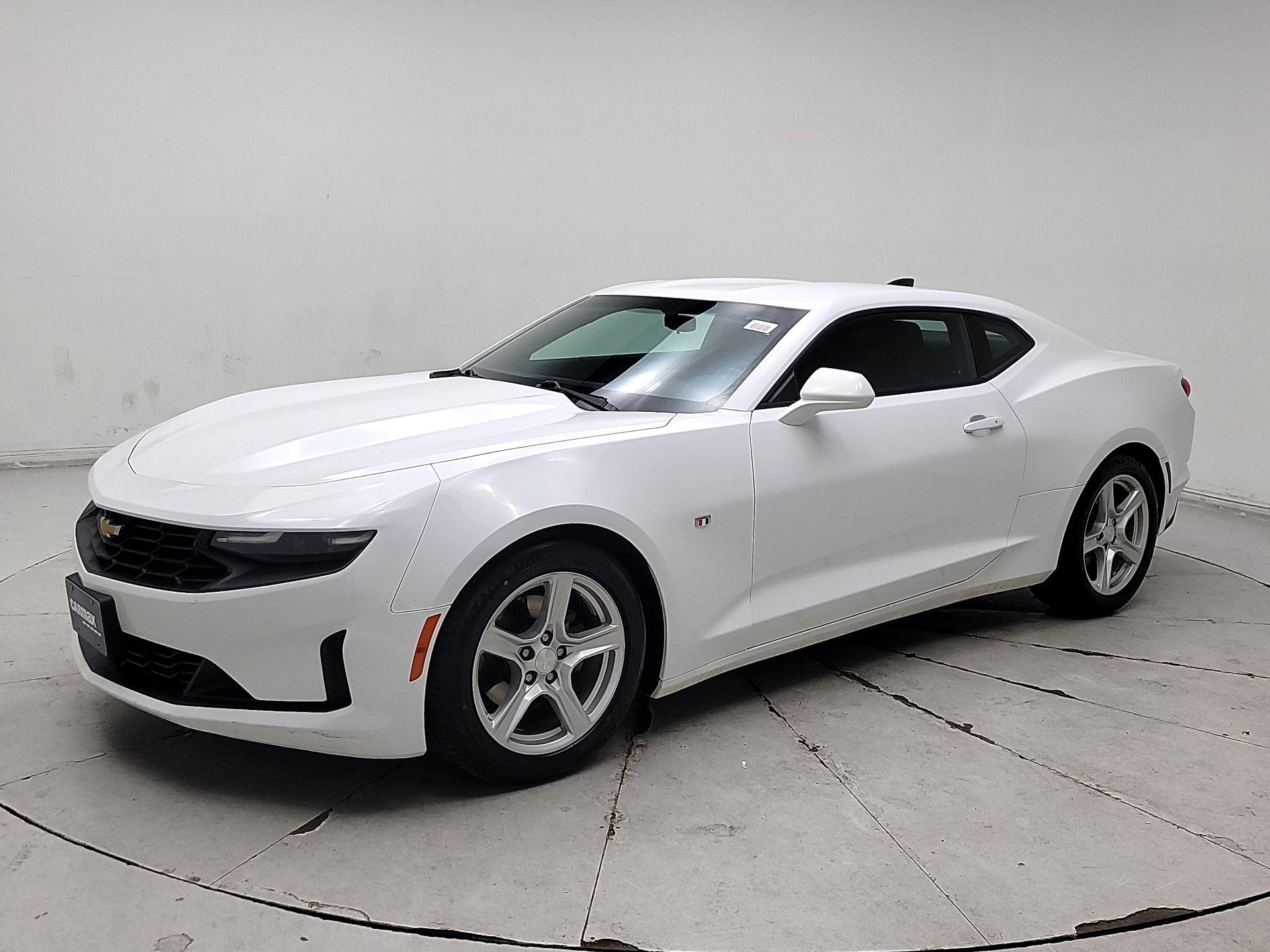 Thumbnail: 2019 Chevrolet Camaro - 3