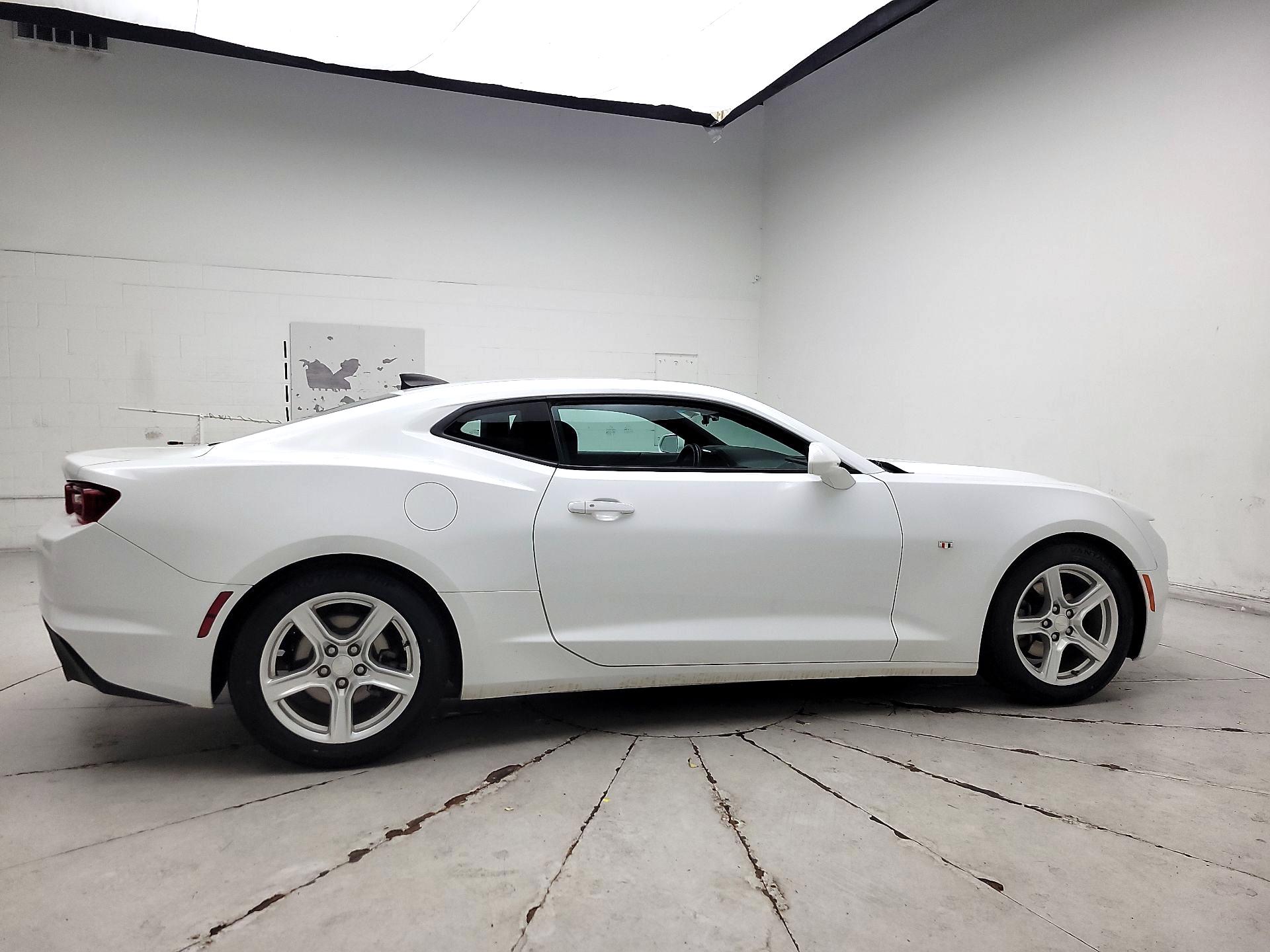 Thumbnail: 2019 Chevrolet Camaro - 4