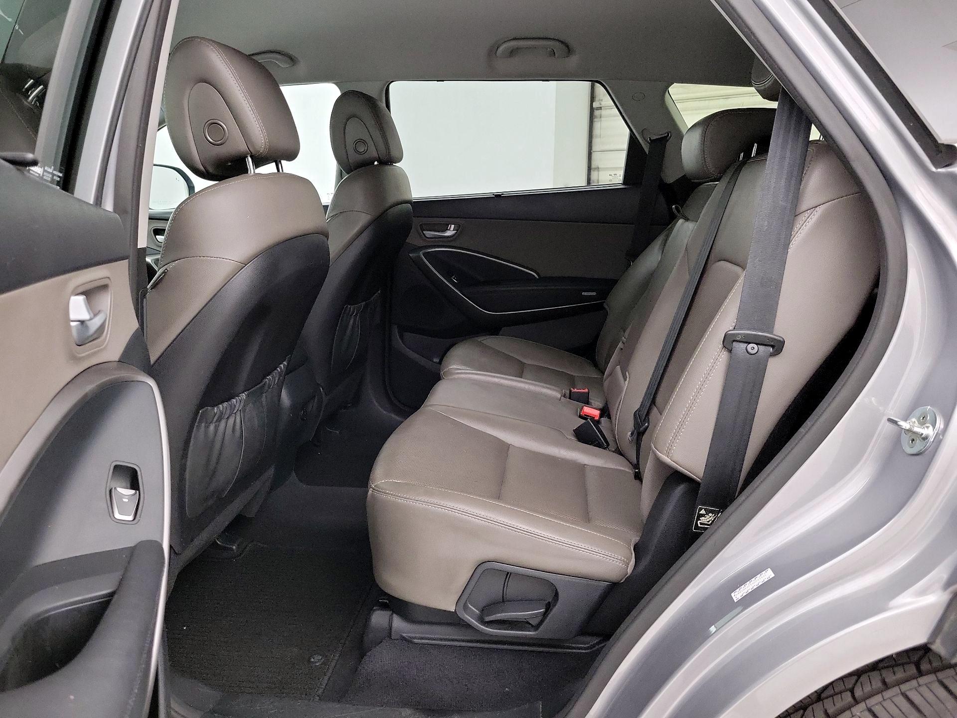 Thumbnail: 2017 Hyundai Santa Fe - 19