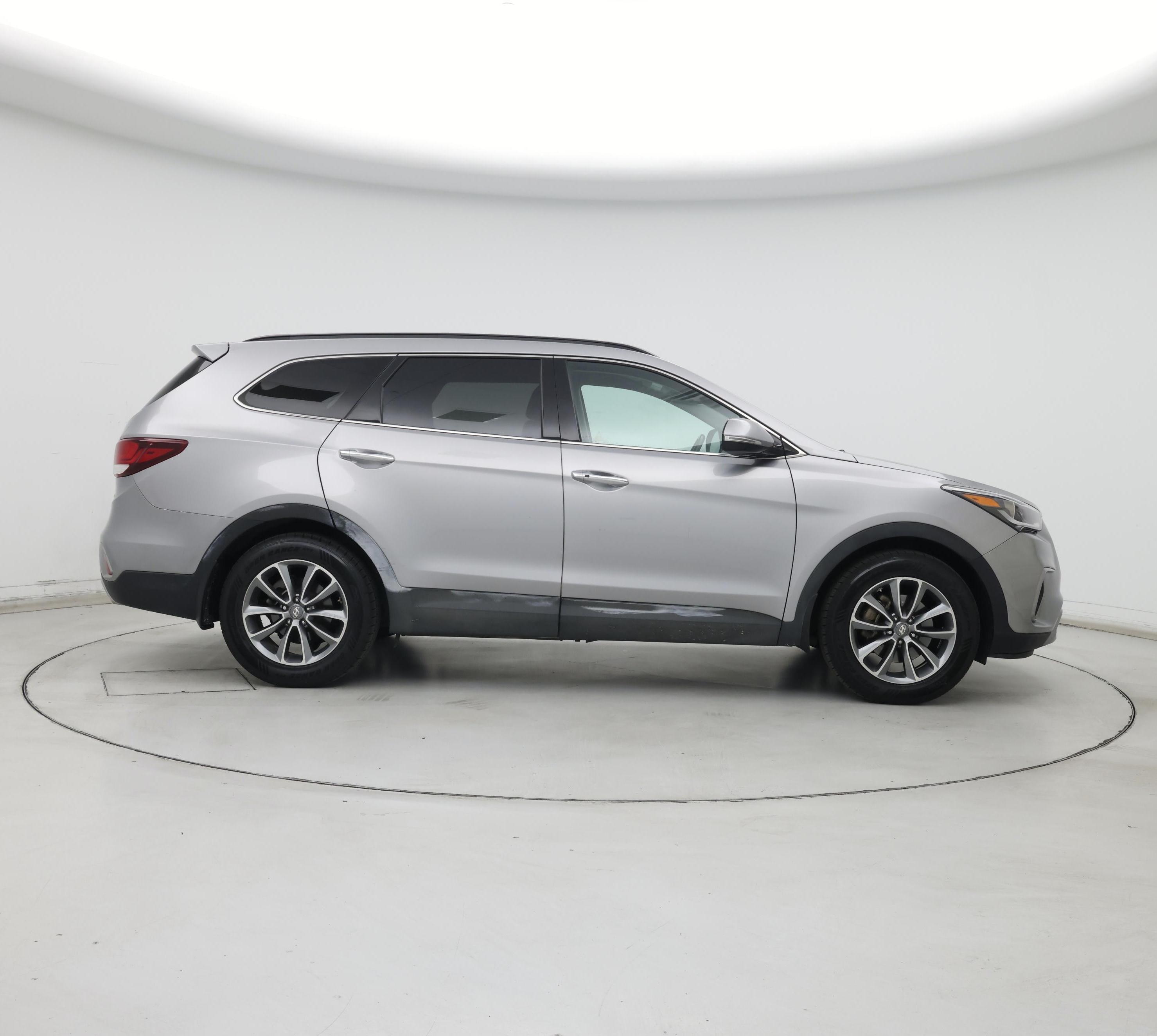 Thumbnail: 2017 Hyundai Santa Fe - 7