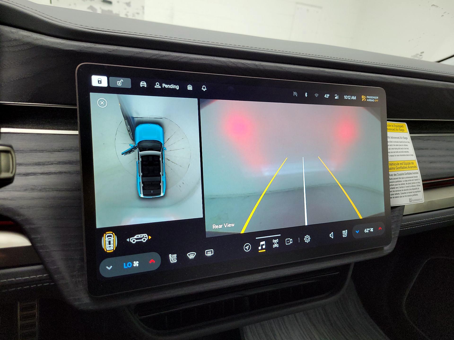 Thumbnail: 2023 Rivian R1S - 13