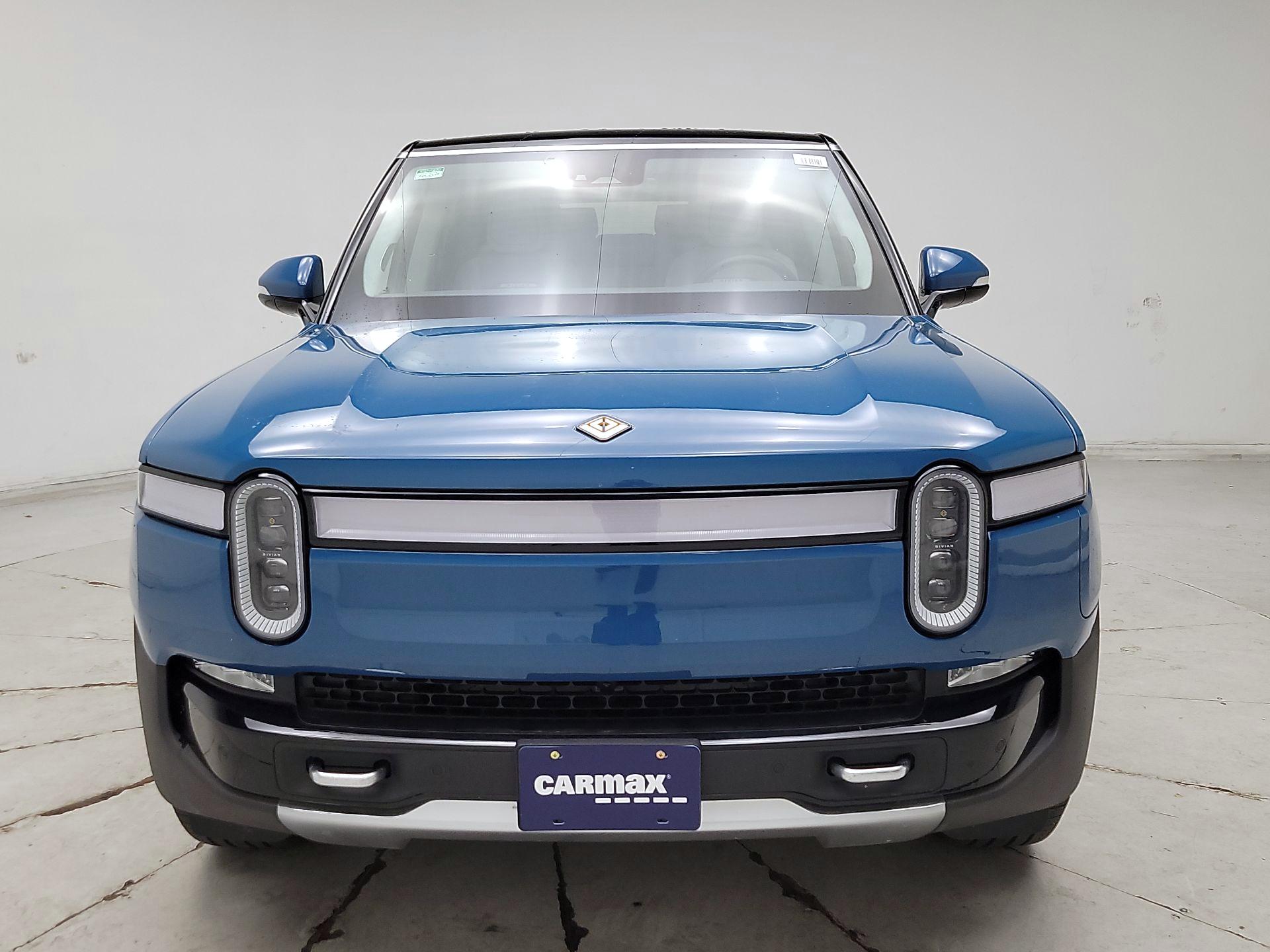 Thumbnail: 2023 Rivian R1S - 2