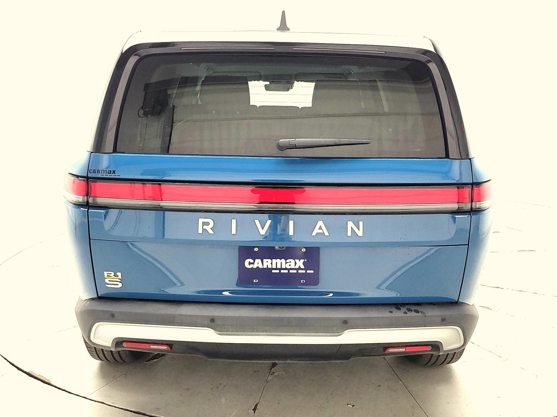 Thumbnail: 2023 Rivian R1S - 6