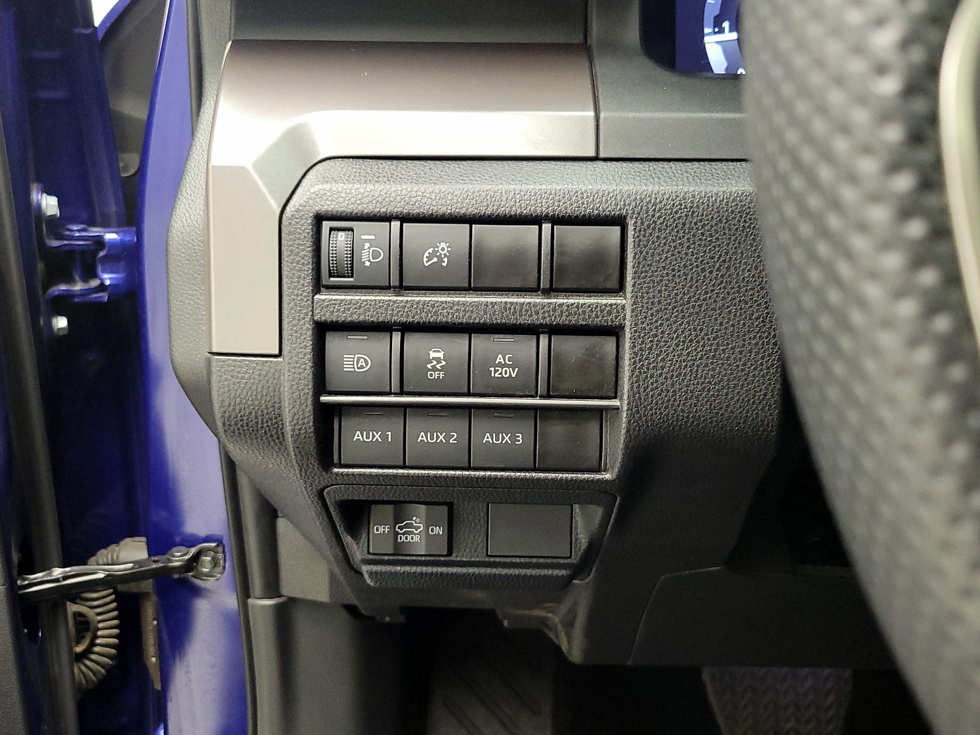 Thumbnail: 2024 Toyota Tacoma - 11