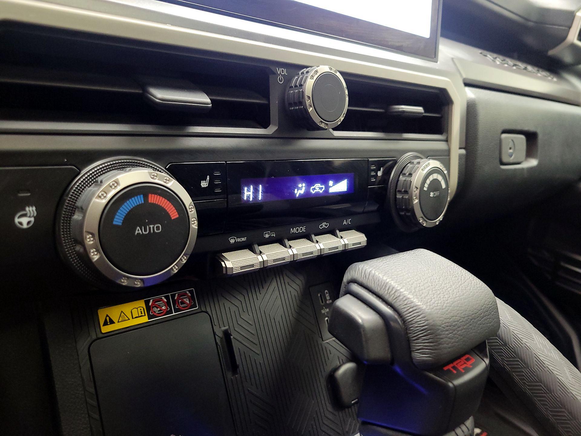 Thumbnail: 2024 Toyota Tacoma - 15