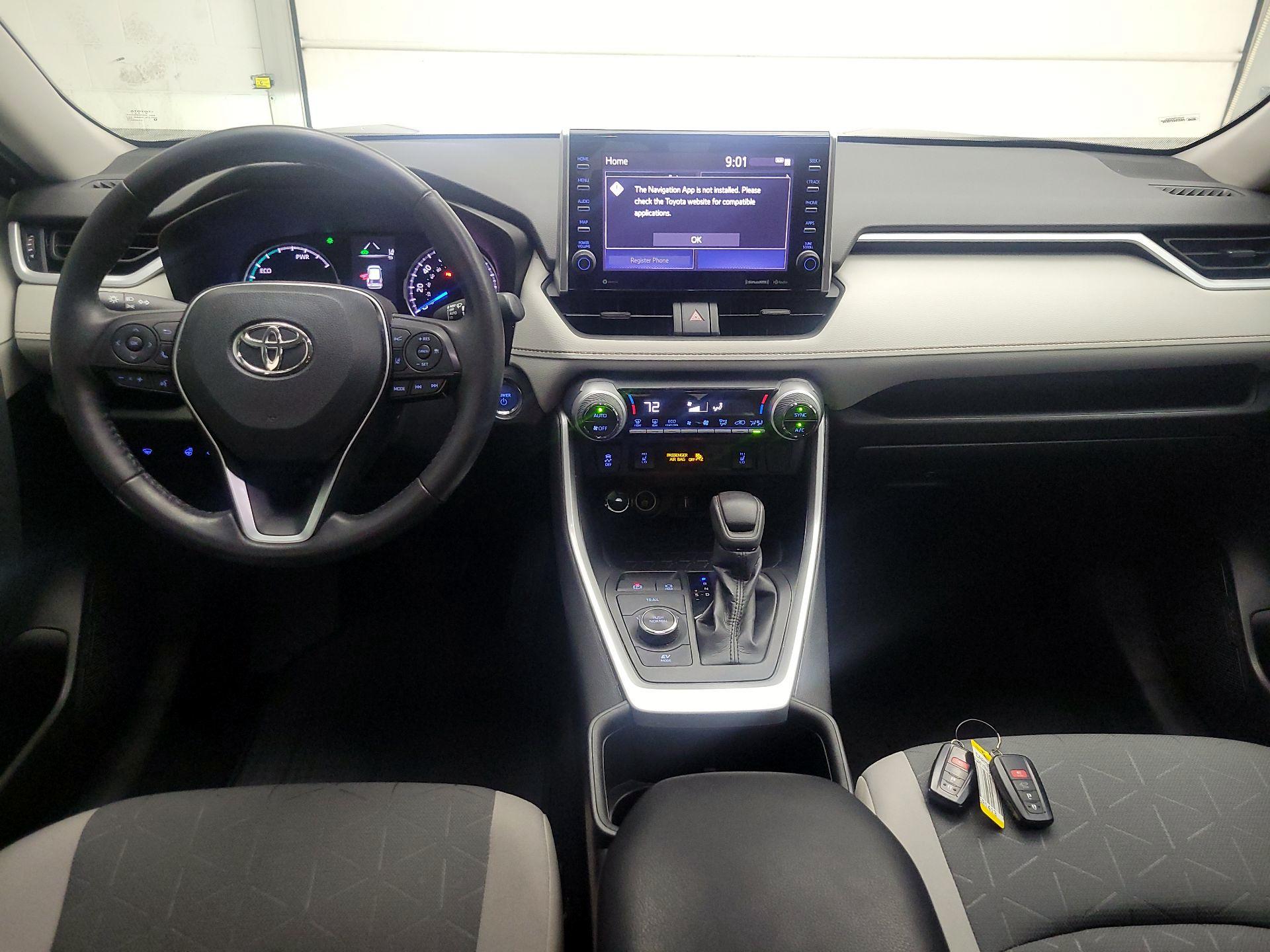 Thumbnail: 2022 Toyota RAV4 - 8