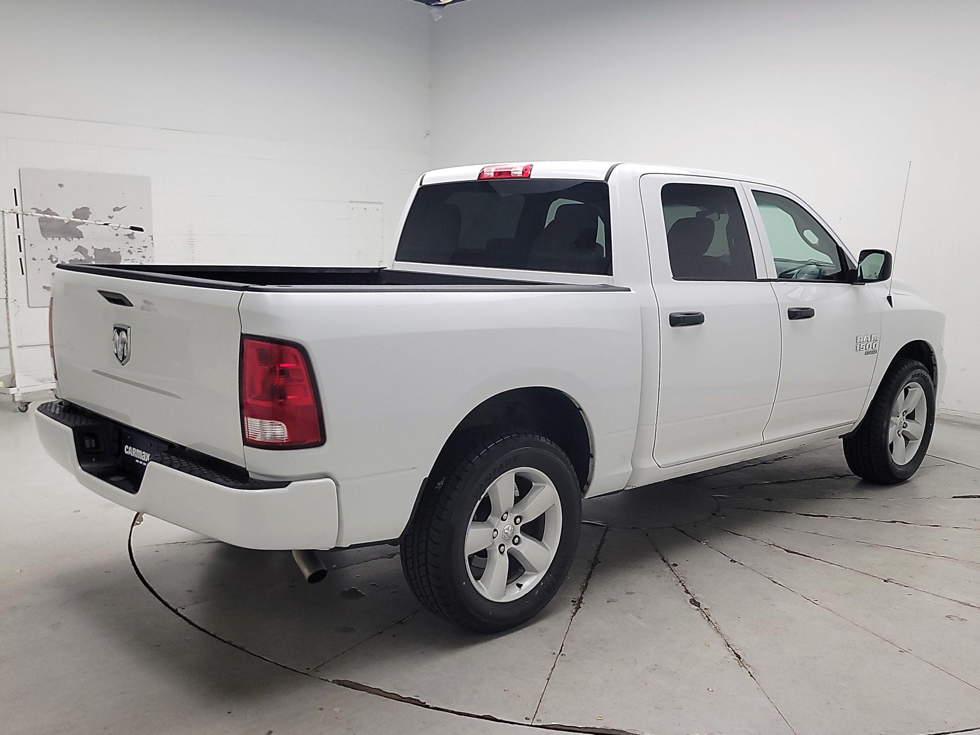 Thumbnail: 2020 RAM 1500 Classic - 5