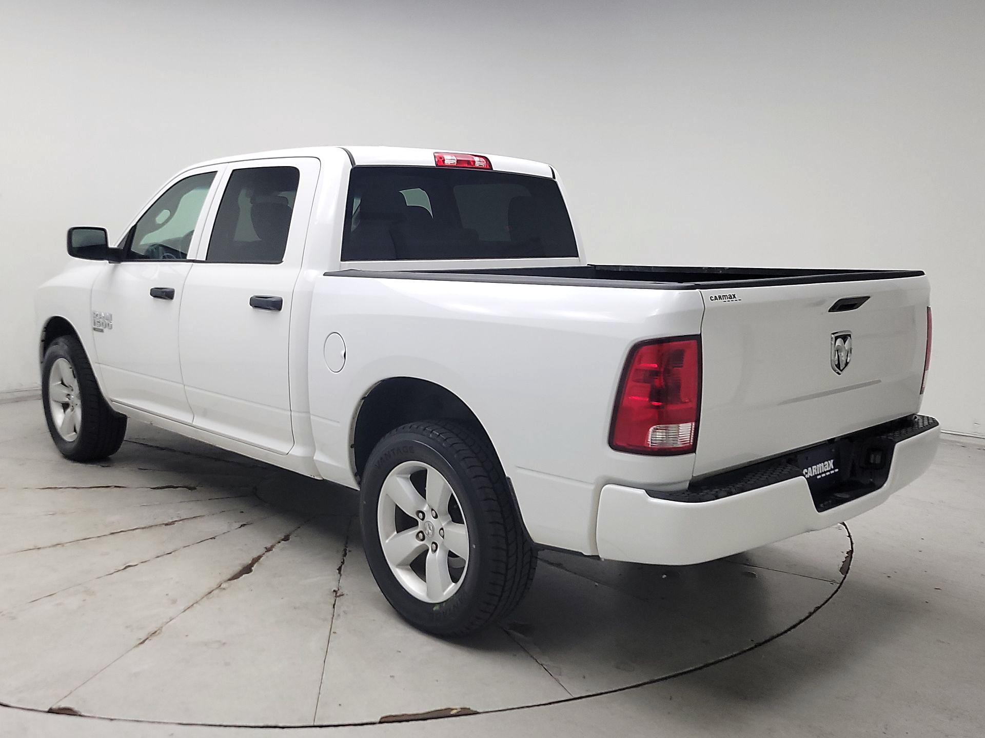 Thumbnail: 2020 RAM 1500 Classic - 7