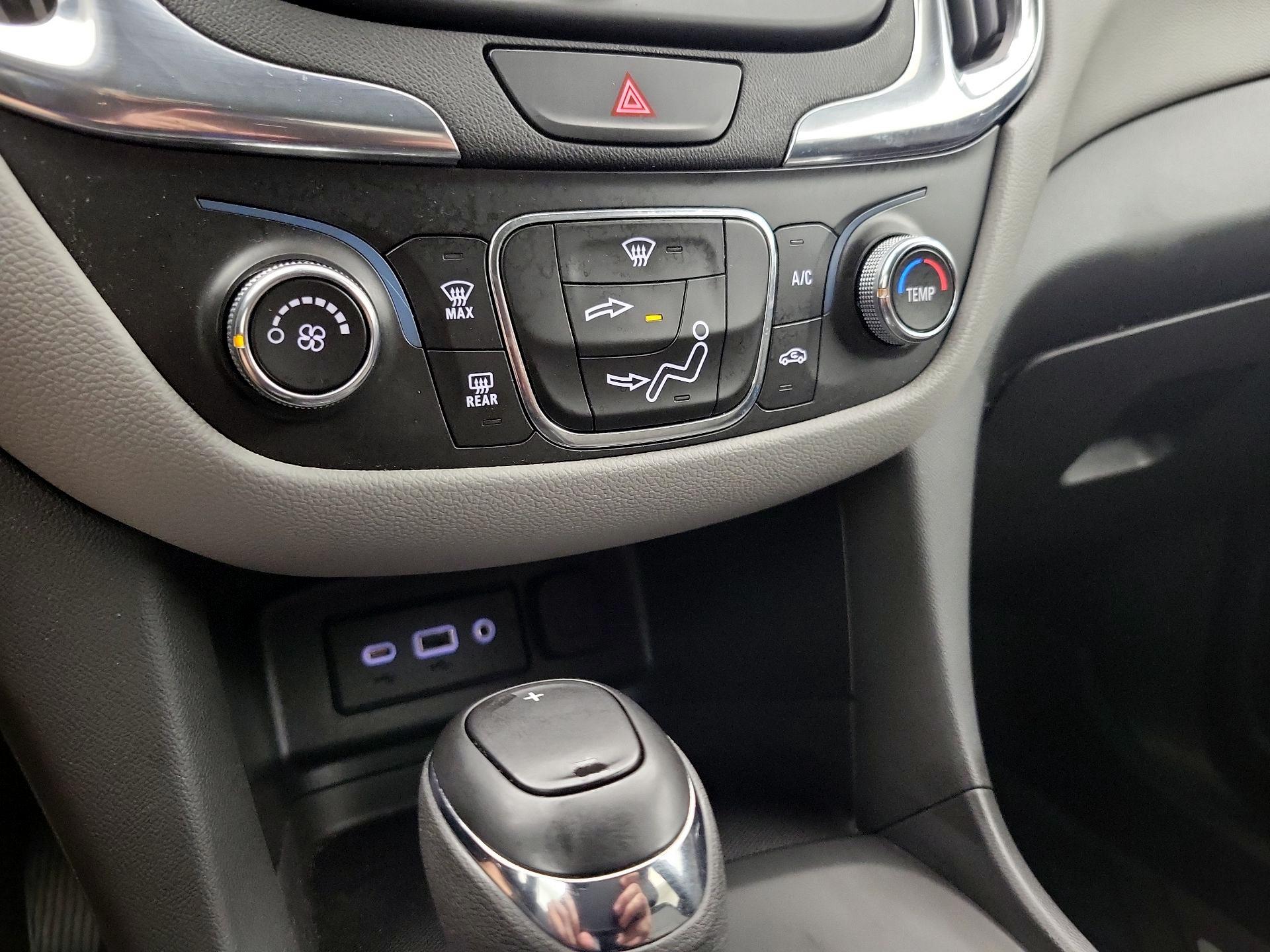Thumbnail: 2021 Chevrolet Equinox - 14