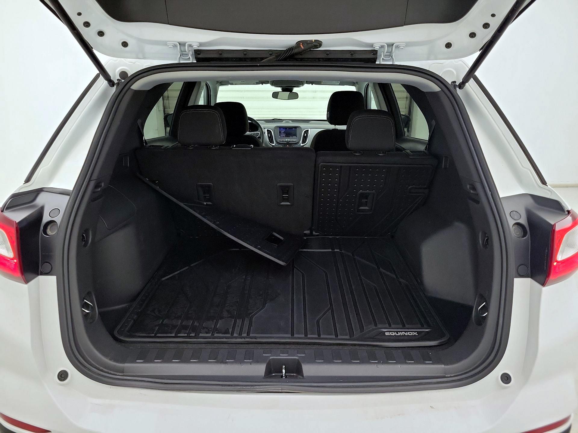 Thumbnail: 2021 Chevrolet Equinox - 18