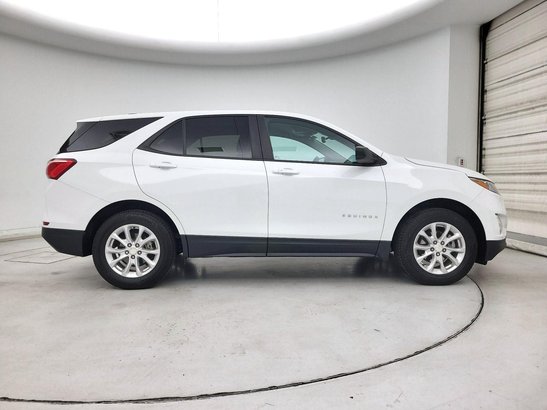 Thumbnail: 2021 Chevrolet Equinox - 4