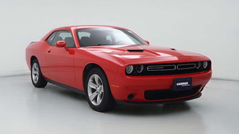2016 Dodge Challenger SXT Hero Image