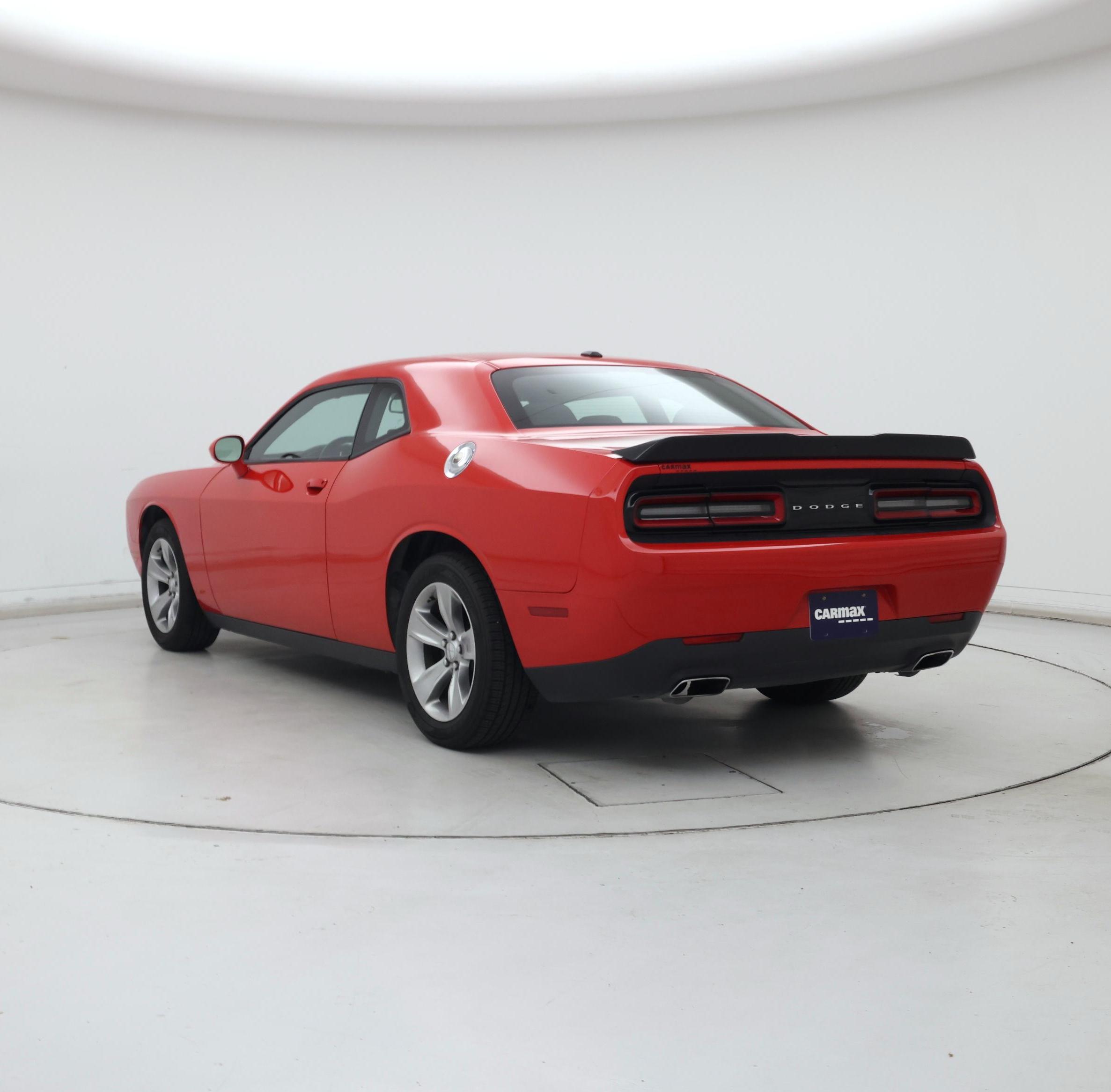 Thumbnail: 2016 Dodge Challenger - 2