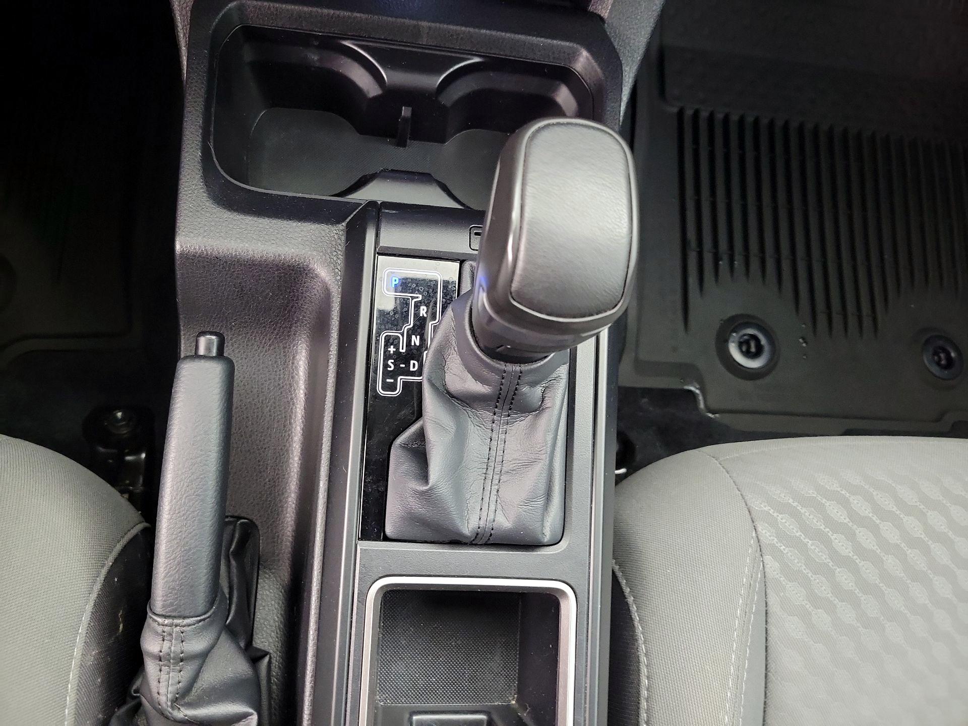 Thumbnail: 2022 Toyota Tacoma - 17