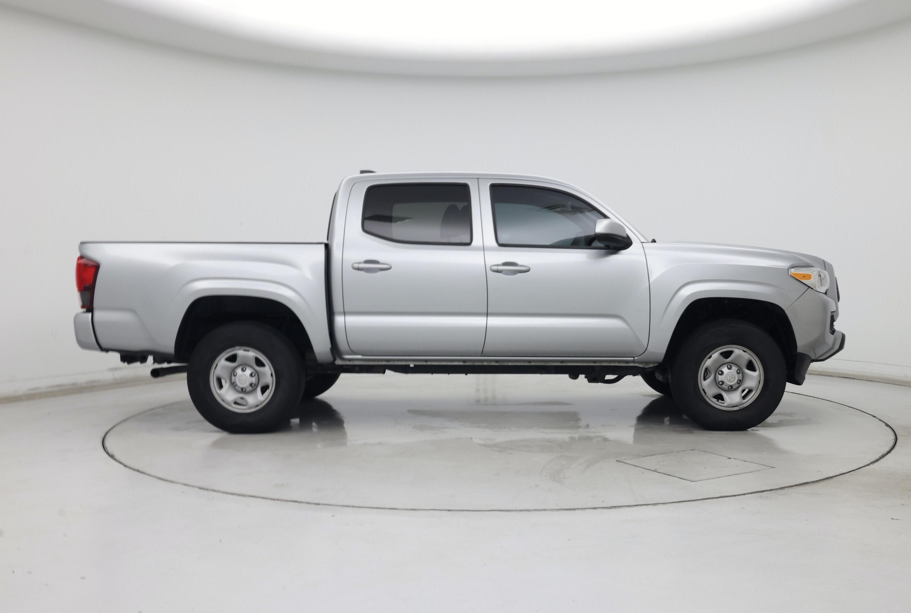 Thumbnail: 2022 Toyota Tacoma - 7